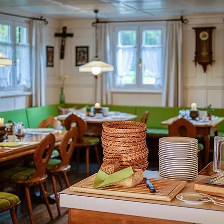 Klostertal Apartament *